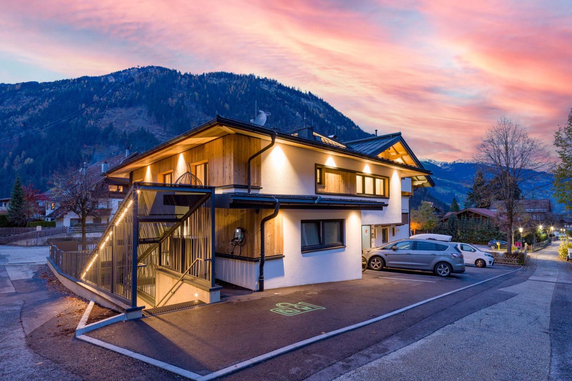 Appartements Alma Mayrhofen Ngoại thất bức ảnh